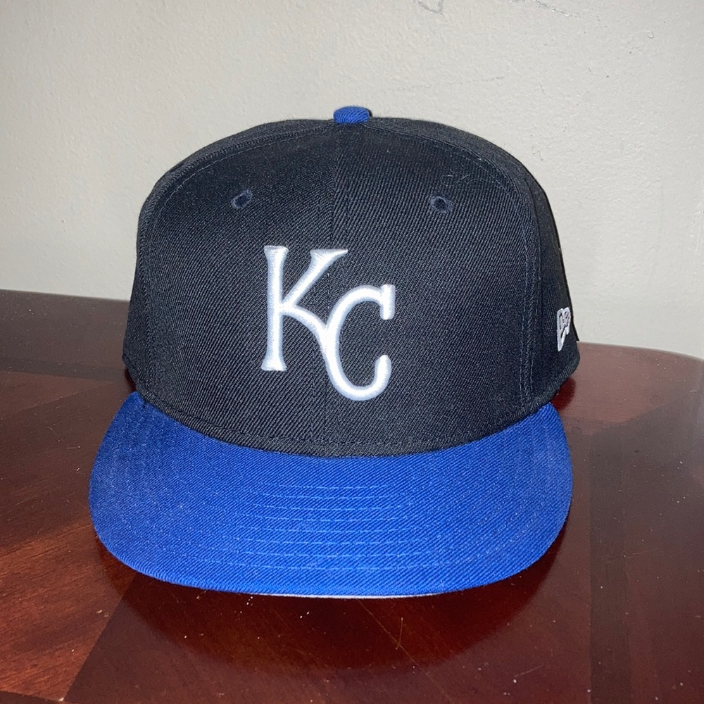 KANSAS CITY ROYALS AUTHENTIC Grey Undervisor MLB Fitted Hat size 7 1/2